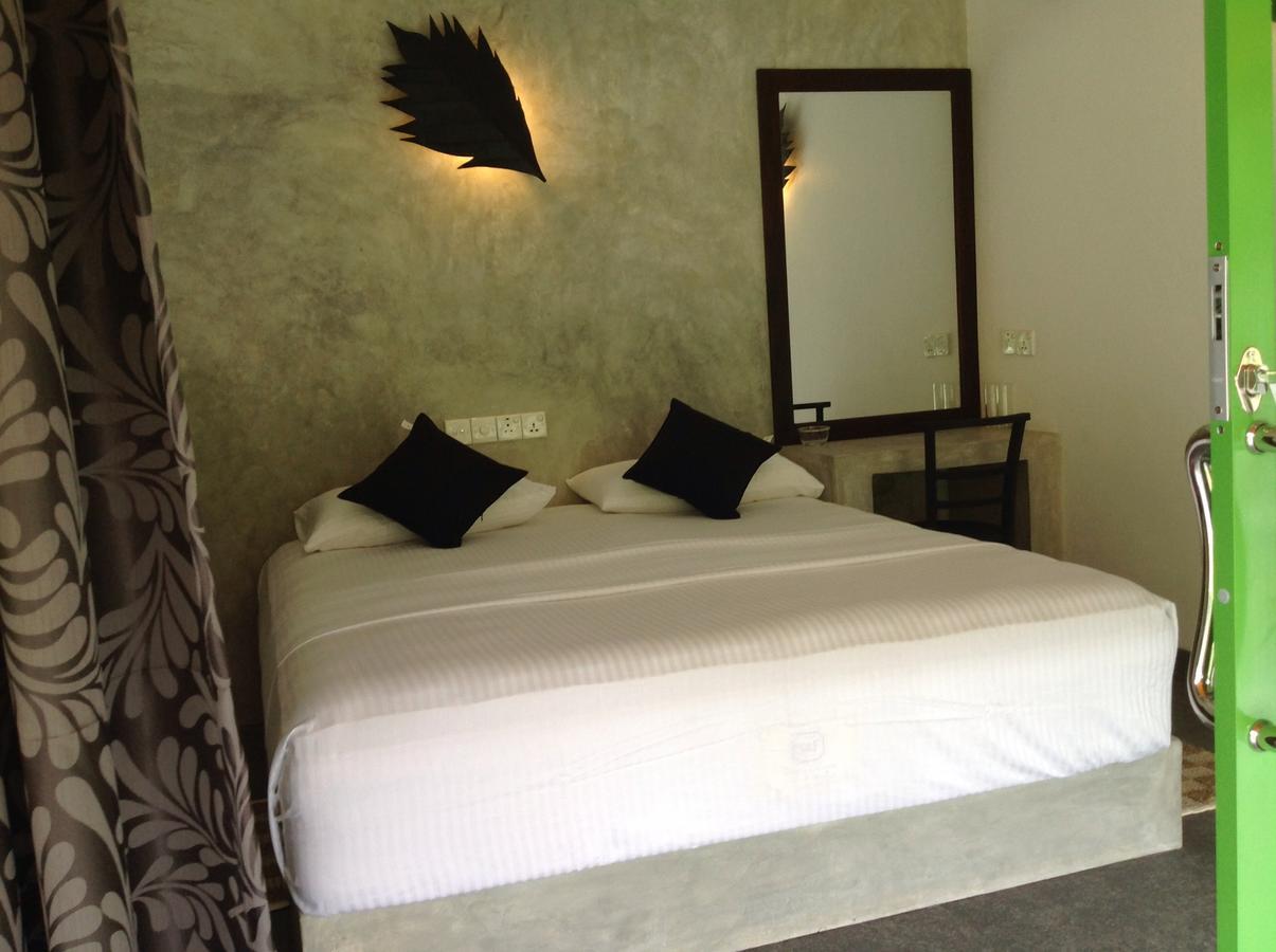 Explore Sinharaja Rain Forest Tour Camp Dombagoda Luaran gambar